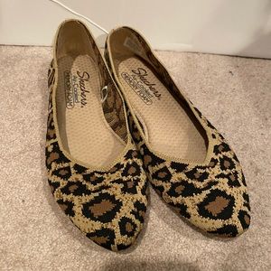 EUC Sketchers air comfort memory foam